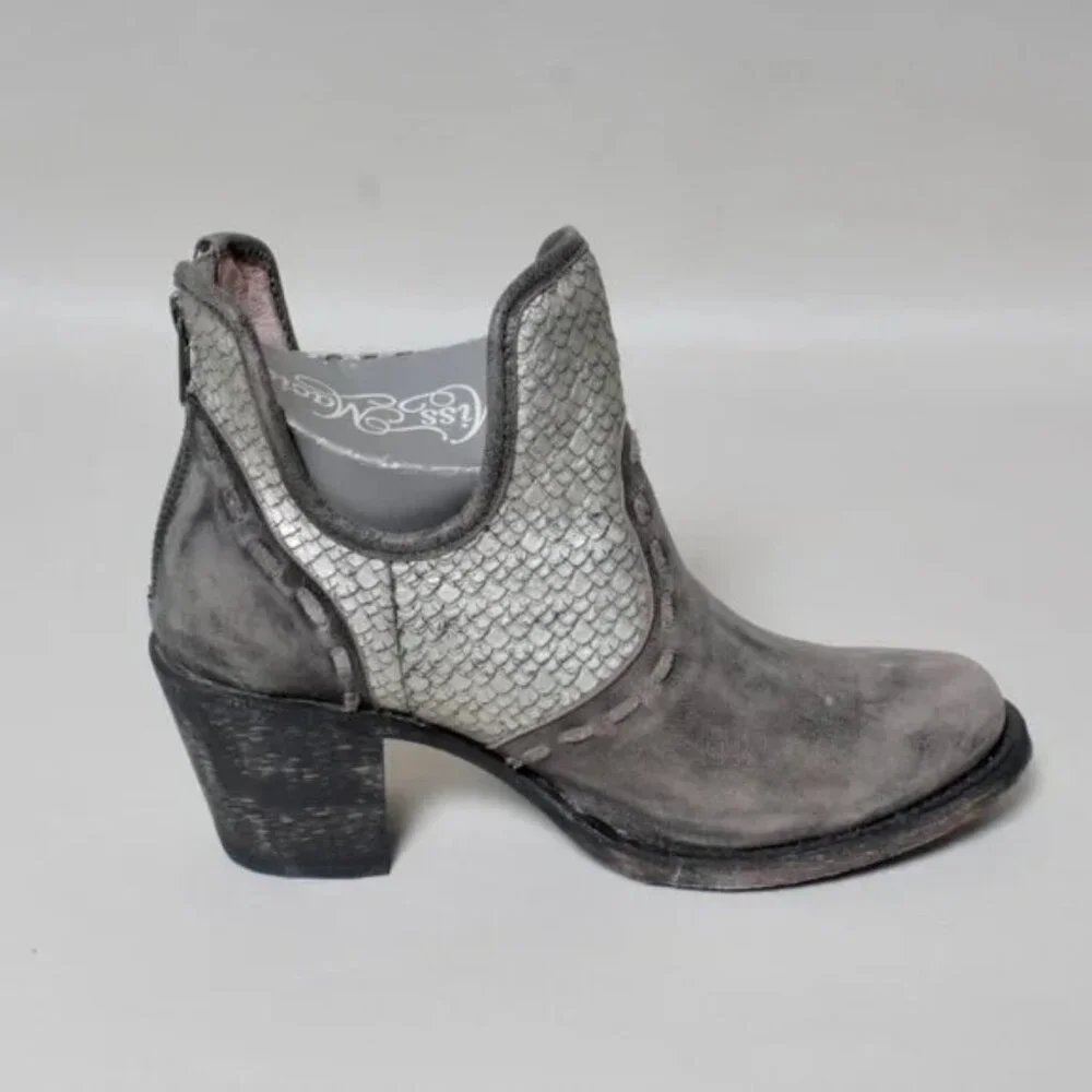 Womens Miss Macie Boots 7 M Hush Ur Mouth Laser Cut Leather Lace Up Booties NEW